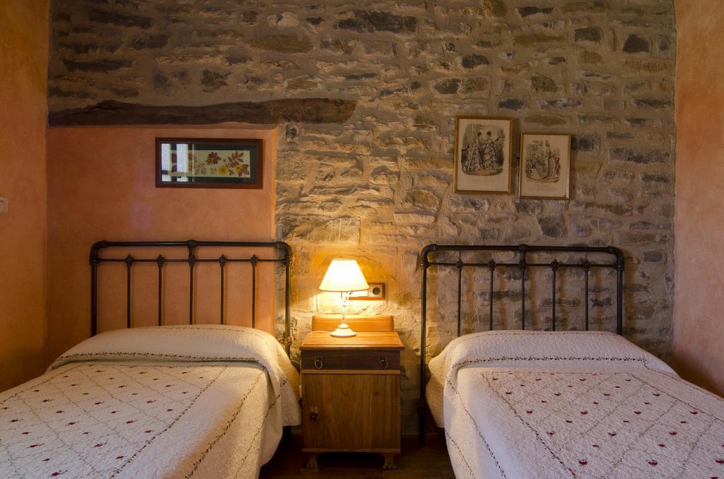 Casa Mur De Alujan Tierrantona Zimmer foto