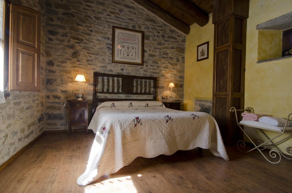Casa Mur De Alujan Tierrantona Zimmer foto